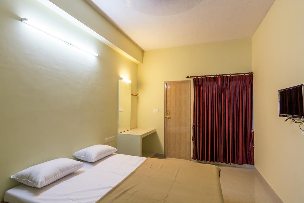 Hotel Ganesh Residency Pondicherry Habitación foto