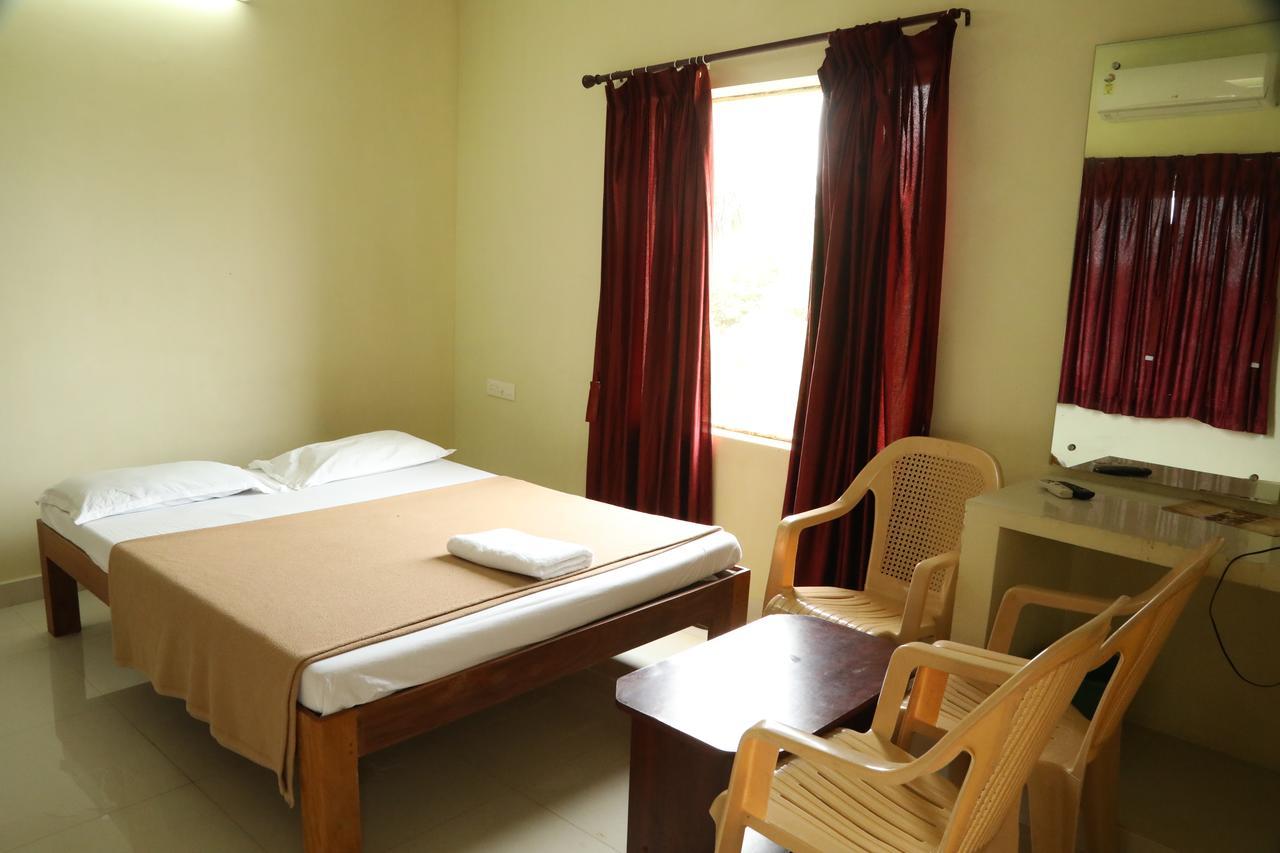 Hotel Ganesh Residency Pondicherry Exterior foto